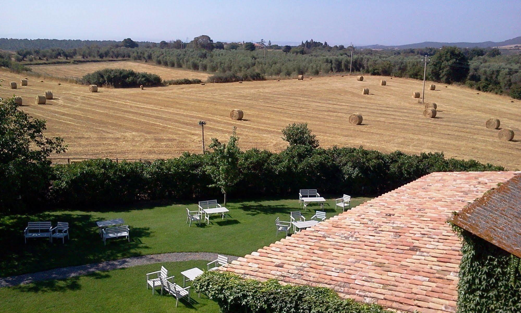 Agriturismo Casale Bonaparte Cellere Екстериор снимка