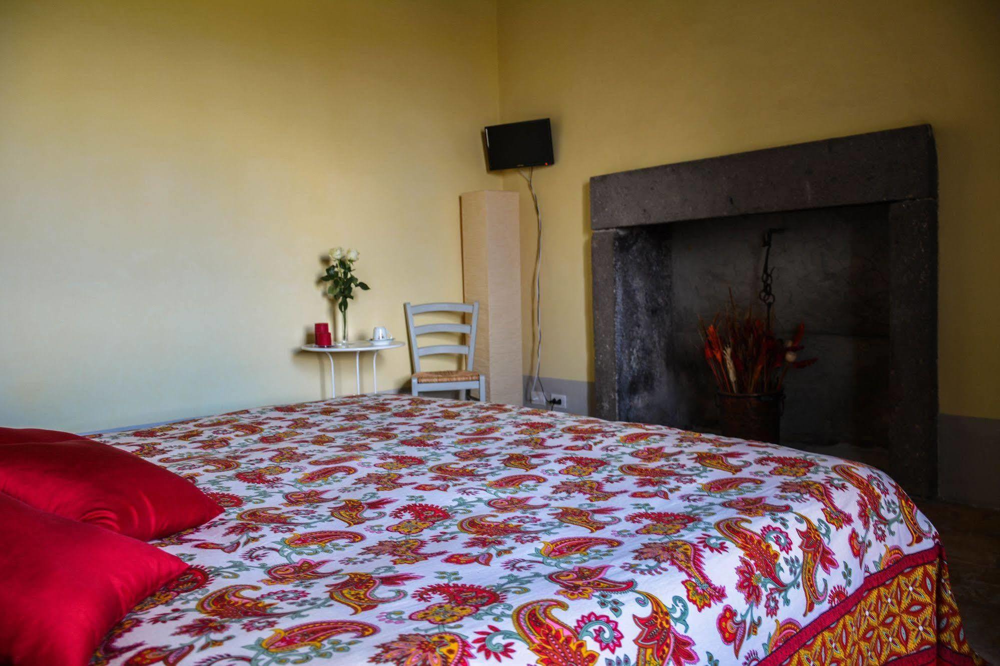 Agriturismo Casale Bonaparte Cellere Екстериор снимка